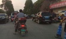广西容县爆料新闻,村民发现古墓群，专家现场考古调查