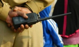 印媒爆料狼牙棒事件视频,暴力冲突现场惊心动魄